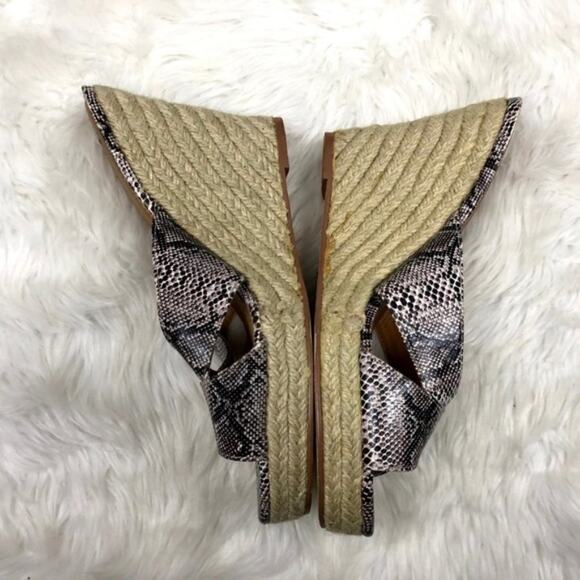 Kelsi Dagger 9 Womens Snake Print Cross Strap Slip-on Espadrille Wedge Sandals - Picture 5 of 7
